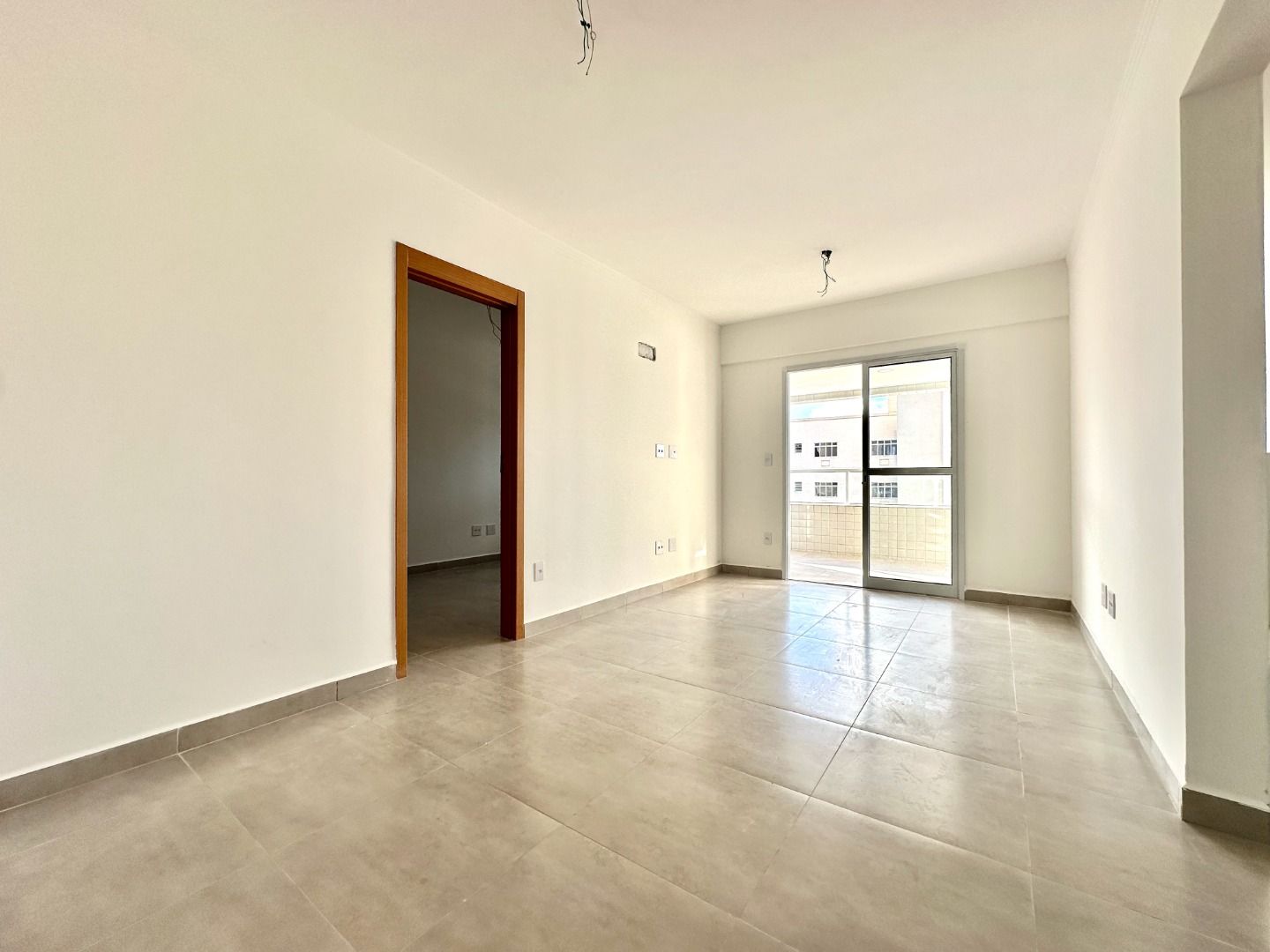 Apartamento com 1 dormitório à venda, 55 m² por R$ 315.000 - Vila Guilhermina - Praia Grande/SP